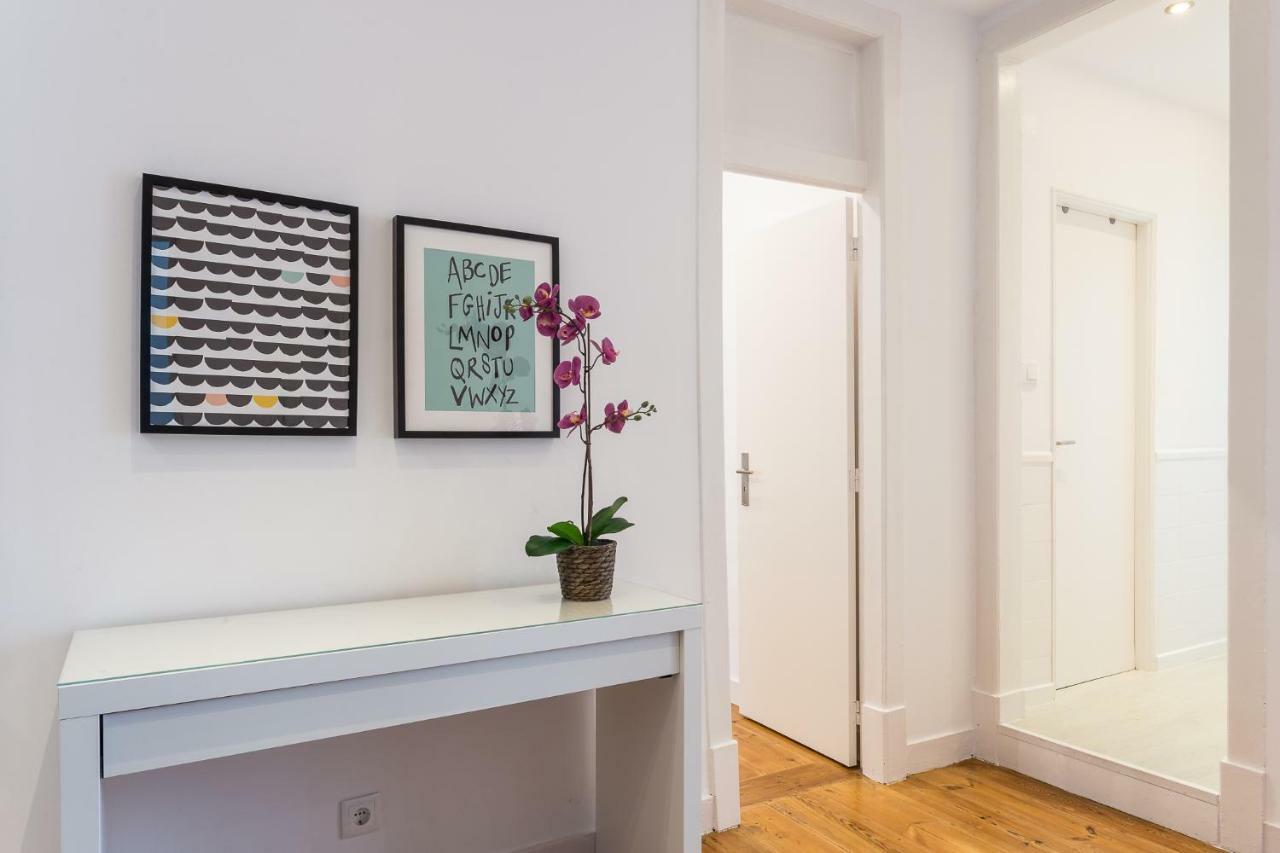 Three Bedroom Apartment In Historical Centre -Bairro Alto ลิสบอน ภายนอก รูปภาพ