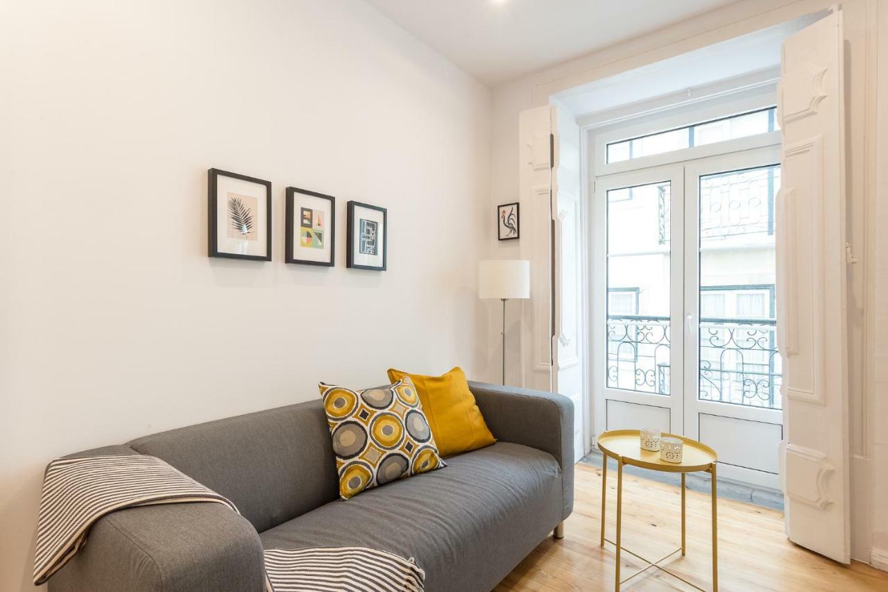 Three Bedroom Apartment In Historical Centre -Bairro Alto ลิสบอน ภายนอก รูปภาพ
