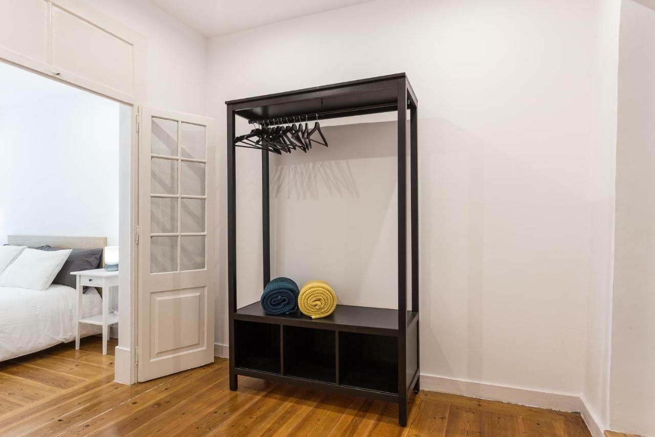 Three Bedroom Apartment In Historical Centre -Bairro Alto ลิสบอน ภายนอก รูปภาพ